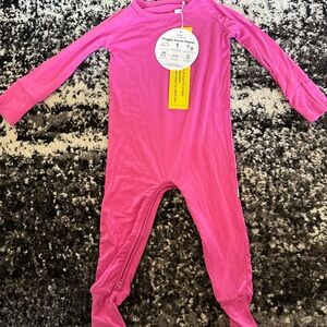 Little sleepies crescent footie